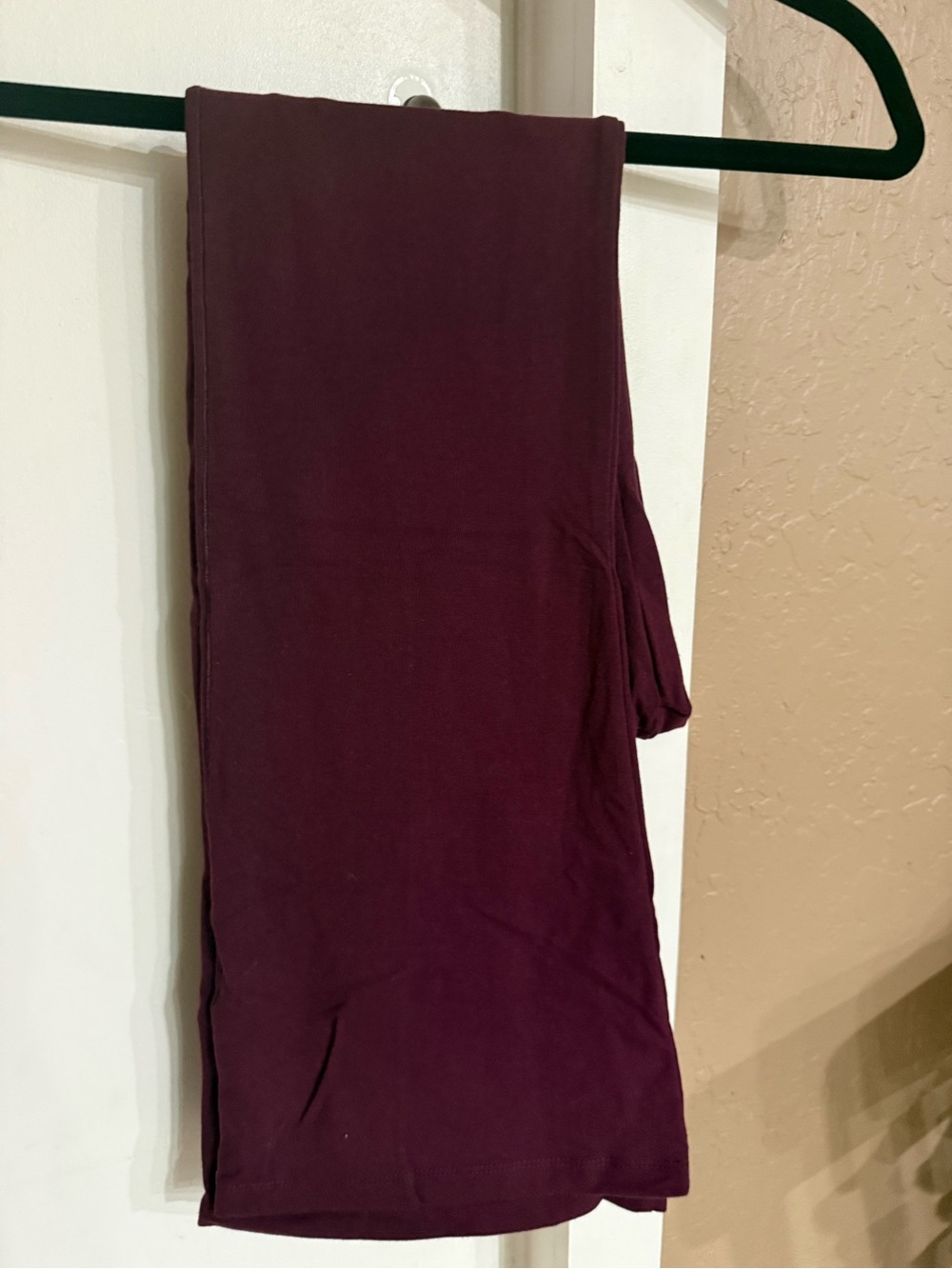 Women’s PINK Victoria Secret Burgundy Yoga Leggings